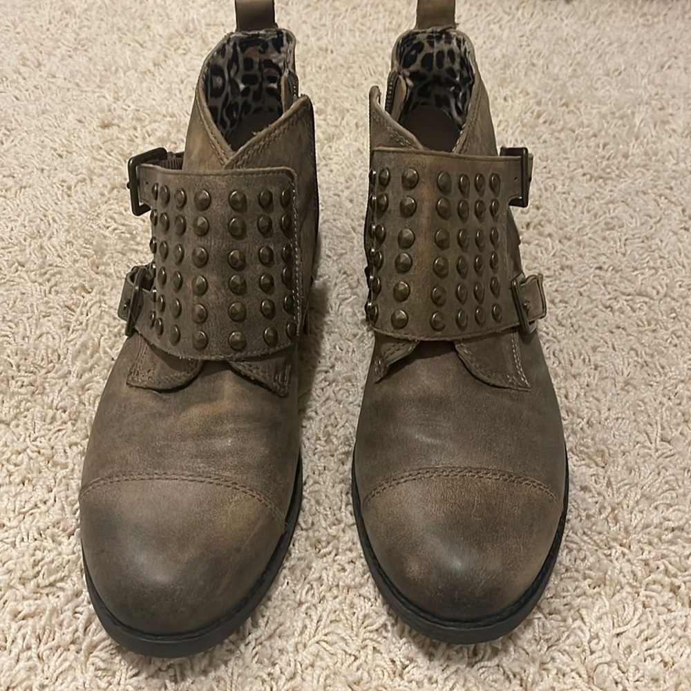 Lucky Brand ankle boot